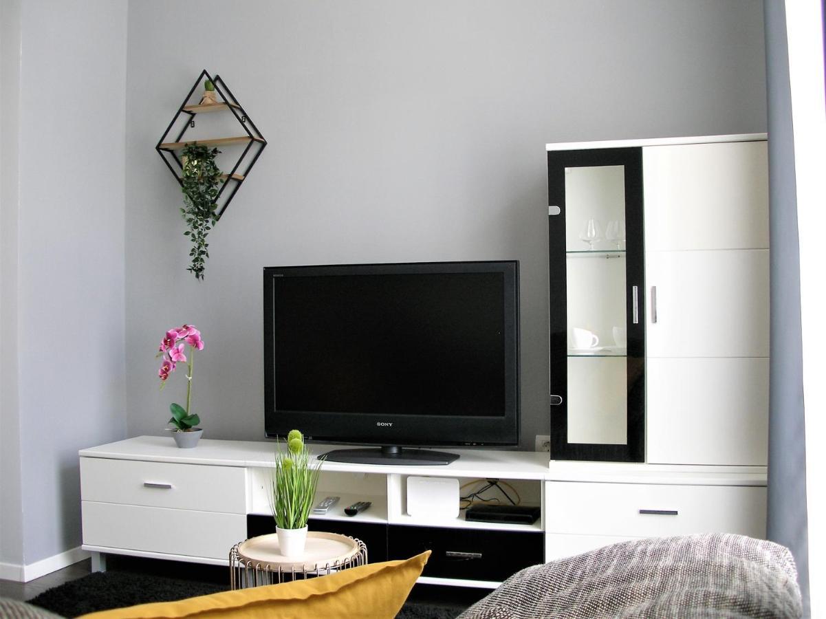 Apartman Neverin Apartment Rijeka Exterior foto
